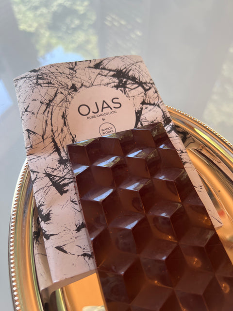 OJAS メルティー　みかん　RAW CHOCOLATE